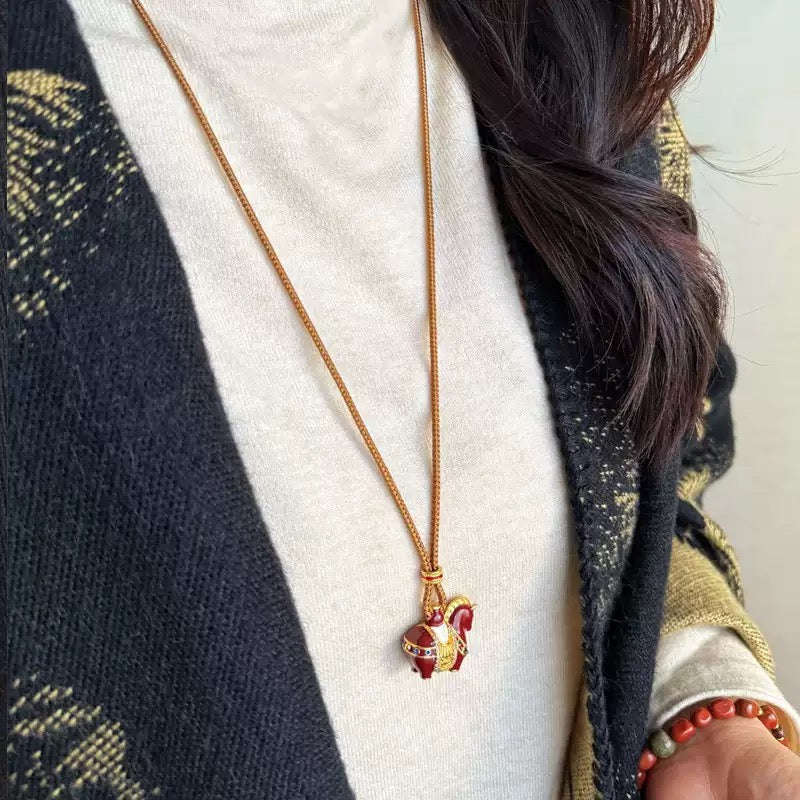 紅色小馬「馬上有錢」項鍊吊墜 【祈福加持】